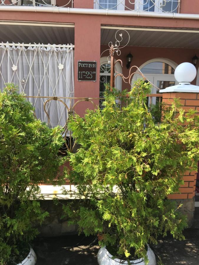 Отель Буржуа Житомир Екстер'єр фото